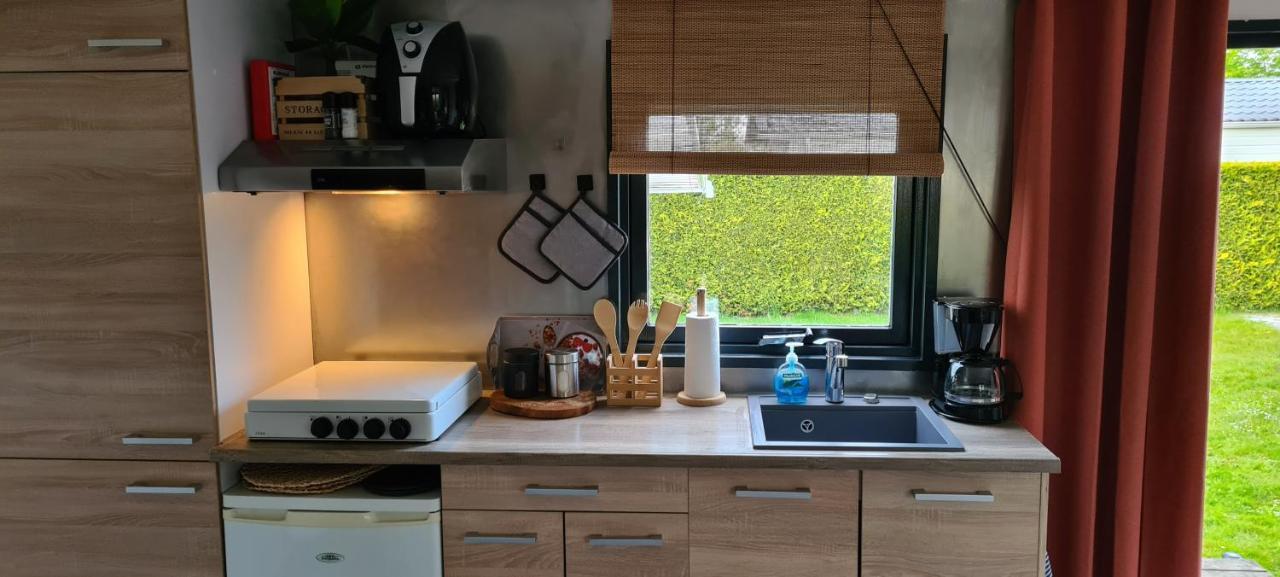 Gezellige Chalet Met Grote Privetuin. Dronrijp 외부 사진
