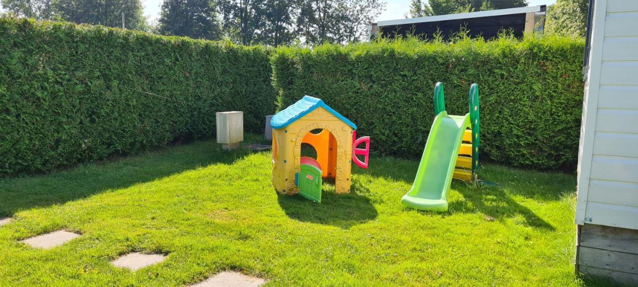 Gezellige Chalet Met Grote Privetuin. Dronrijp 외부 사진