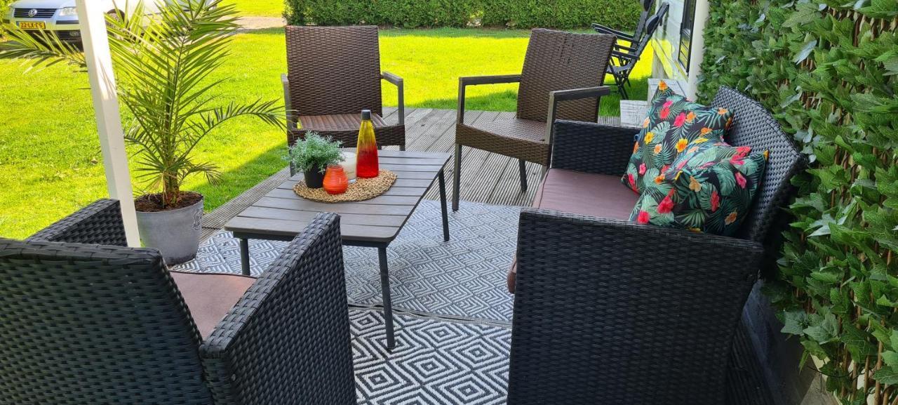 Gezellige Chalet Met Grote Privetuin. Dronrijp 외부 사진