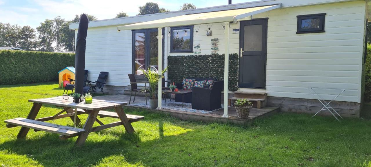 Gezellige Chalet Met Grote Privetuin. Dronrijp 외부 사진