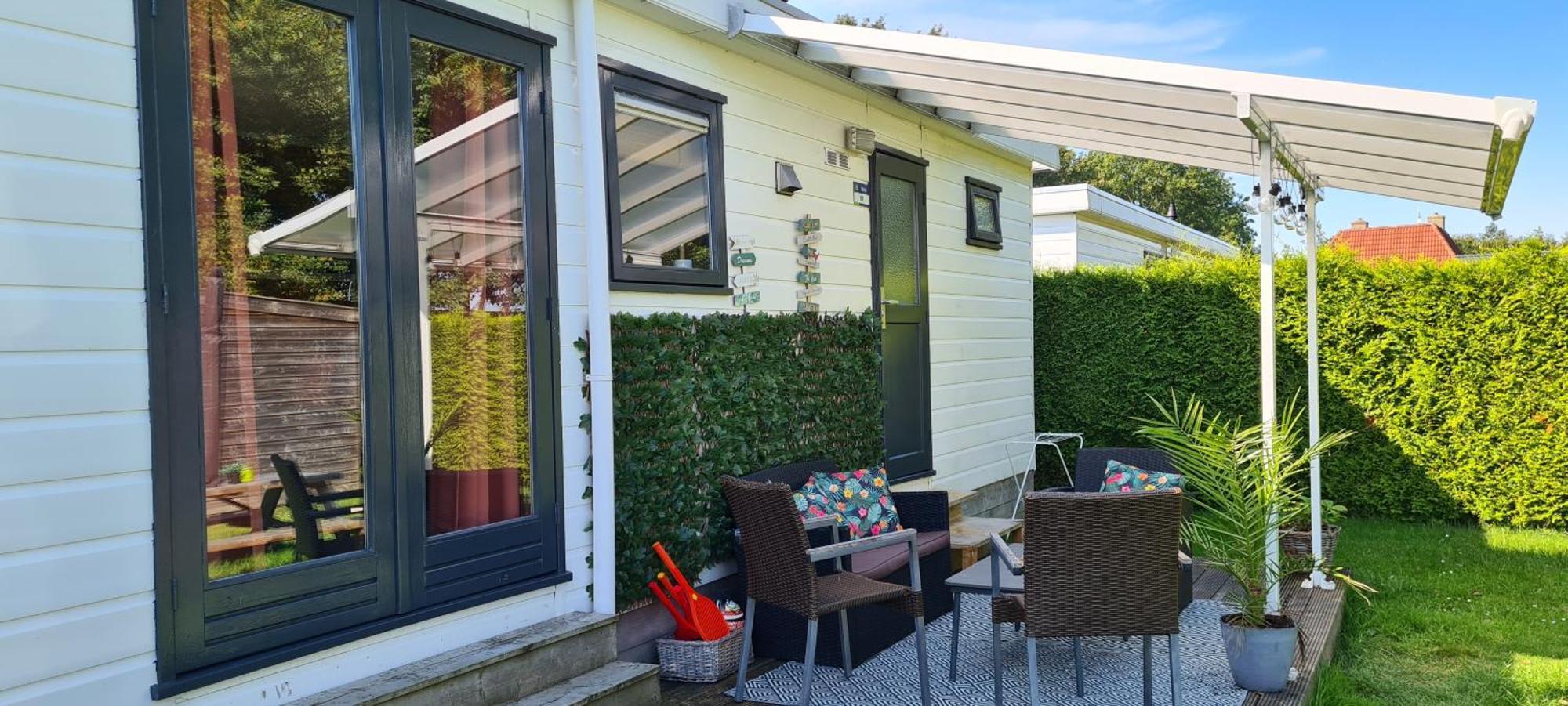 Gezellige Chalet Met Grote Privetuin. Dronrijp 외부 사진